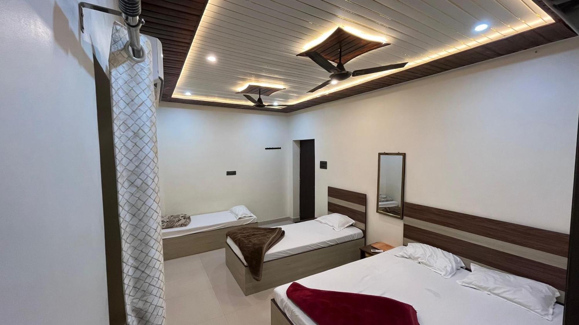 Gauri Kedareshwar Guest House Varanasi Ngoại thất bức ảnh